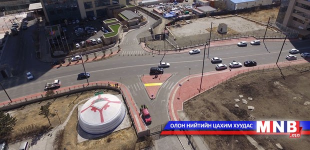 Гэндэнгийн гудамжны хавтан нөхөлтийг хийж дууслаа
