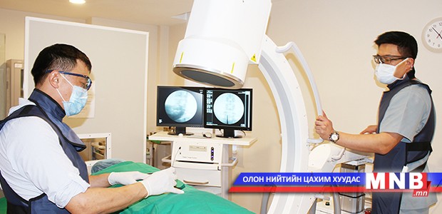 Завхан аймаг III шатлалын эмнэлэгт хийгддэг эмчилгээнүүдийг хийж байна