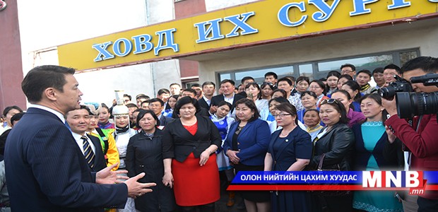 Засгийн газар “Сайн оюутан” хөтөлбөр хэрэгжүүлж, сургалтын төлбөрийн зээл олгоно
