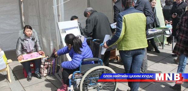 Хөгжлийн бэрхшээлтэй иргэдийн хийсэн бүтээгдэхүүнийг худалдаалах цэг байгуулна