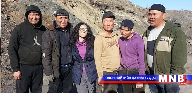 Уур хүргэм инээдмийн уран сайхны кино байдаг юм байна