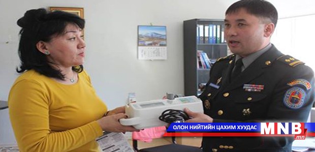Сонсогчдын илгээсэн тусламжийг ХӨСҮТ-д хүлээлгэн өглөө