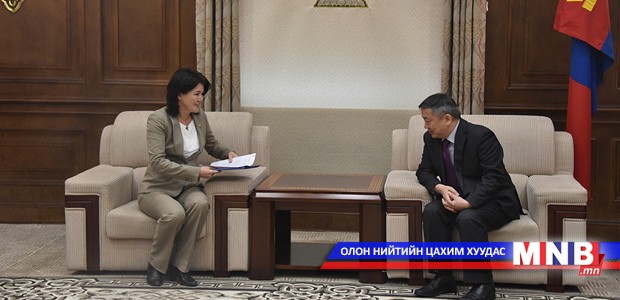 Тамхины татварыг хоёр дахин нэмэгдүүлэх хуулийн төсөл өргөн барилаа