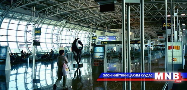 Халдлагад өртсөн нисэх буудлын хүлээлгийн танхимыг нээлээ