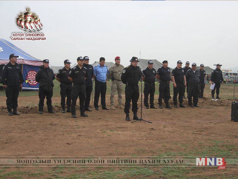 Цагдаагийн алба хаагчид өндөржүүлсэн бэлэн байдалд шилжин ажиллаж эхэллээ