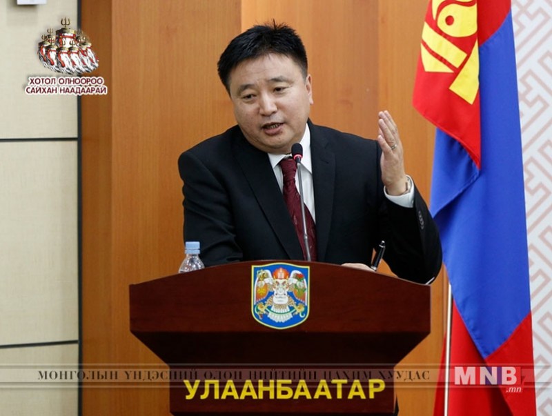 Нийслэлийн Засаг дарга бөгөөд Улаанбаатар хотын Захирагчид С.Батболдыг нэр дэвшүүллээ