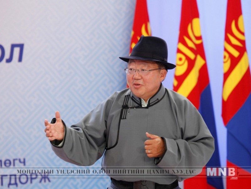 Монгол Улсын Ерөнхийлөгч Ц.Элбэгдорж "Монголын нэр ертөнцийн чихнээ" сэдвээр хичээл заалаа