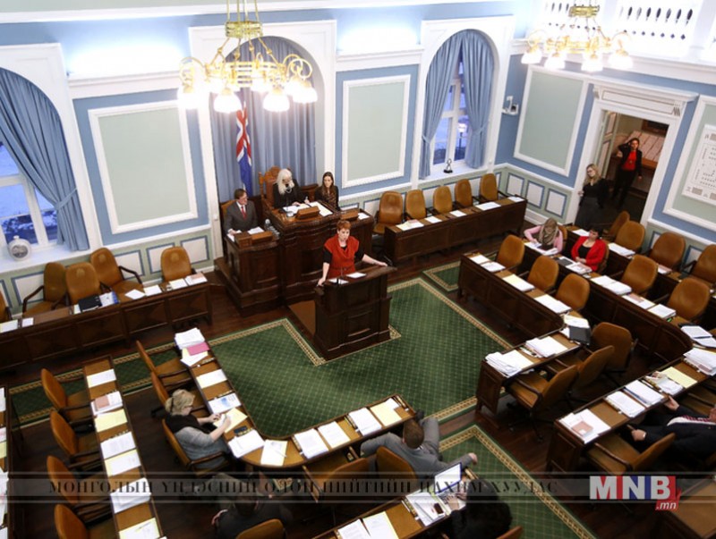 Исландын парламентын сонгуулийн урьдчилсан дүн гарлаа