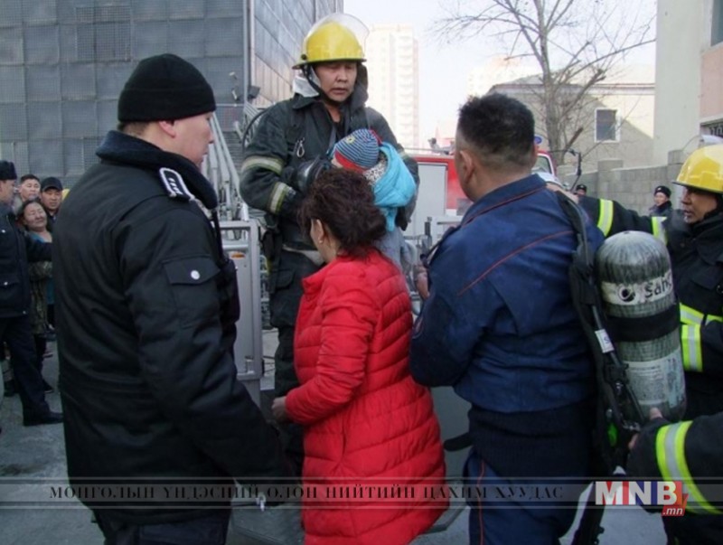 Бага насны хүүхдэд тавих хараа хяналтаа сайжруулахыг анхааруулж байна