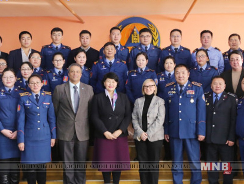 “Эрсдлийг тооцоолсон хөрөнгө оруулалтын төлөвлөлт” сургалт үргэлжилж байна