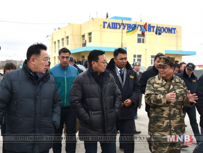 Ж.Эрдэнэбат: Гашуунсухайтад хүн амьдардгийг, нүүрсийг жолооч нар зөөдгийг мартсан байна