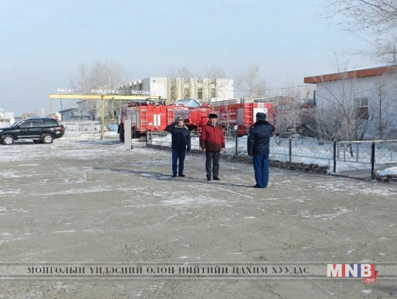 Засаг дарга Онцгой байдлын албаны ажил байдалтай танилцав