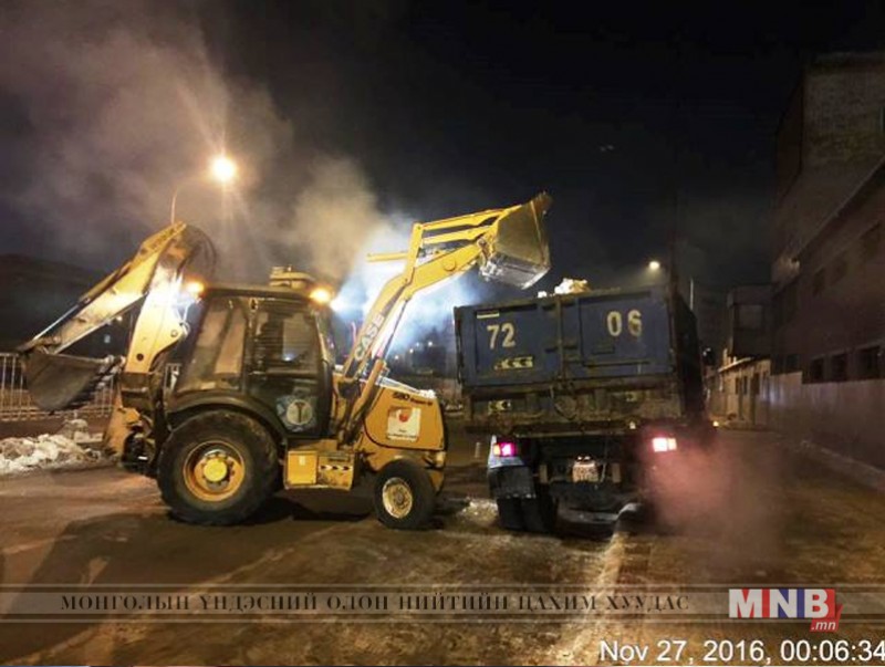 Зам талбайн цасыг 222 рейсээр тээвэрлэв