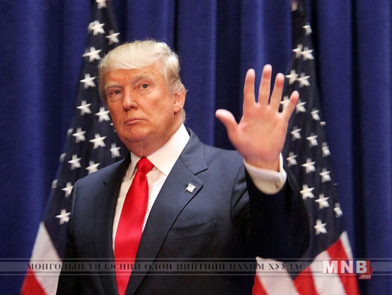 Дональд Трамп одоогийн ерөнхийлөгчийн гаргасан зарлиг шийдвэрийн 70 хувийг цуцална