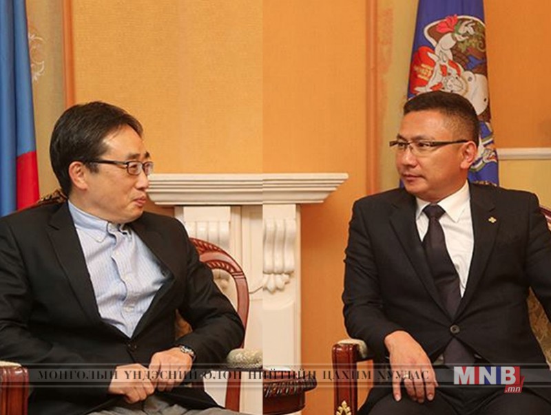 Хүчилтөрөгчийн эмчилгээний тоног төхөөрөмж танилцууллаа