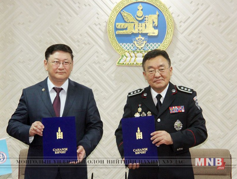 Монголын Өмгөөлөгчдийн холбоотой хамтран ажиллана