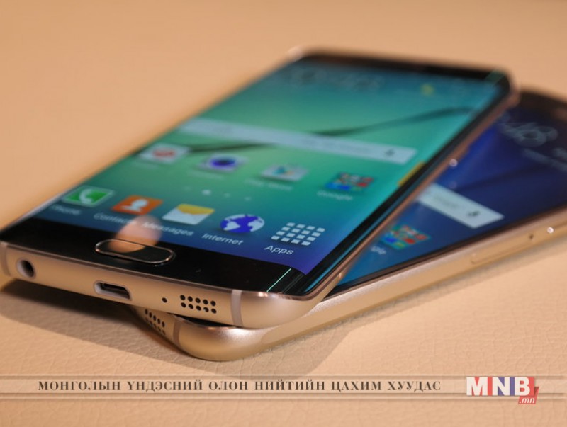 "Samsung Galaxy S-8" гар утасны урьдчилсан захиалга 1 саяд хүрчээ