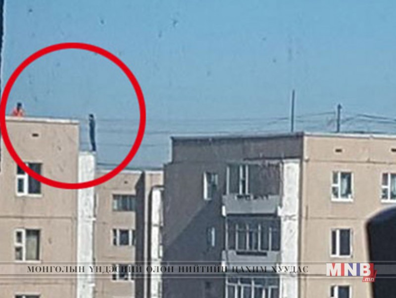 Амиа хорлохыг завдсан хүнийг аварлаа