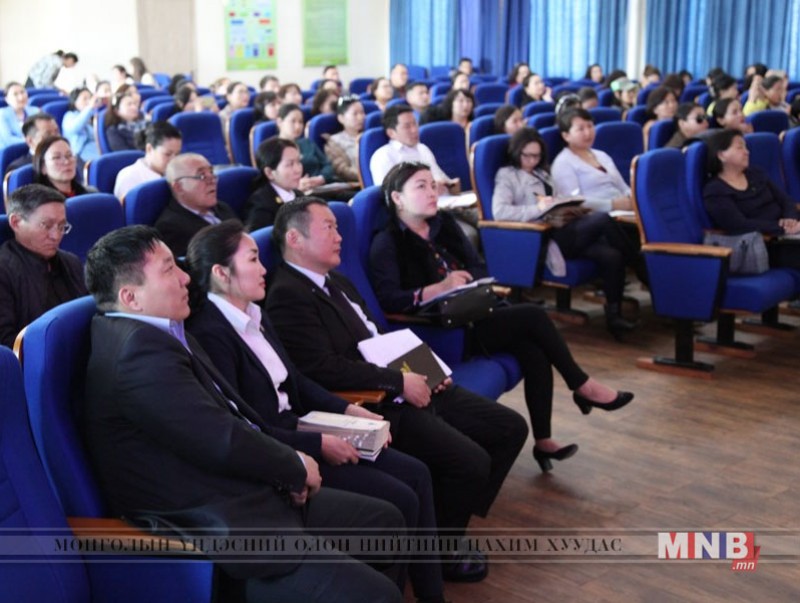 Татвар төлөгчдийн дунд хэлэлцүүлэг зохион байгууллаа