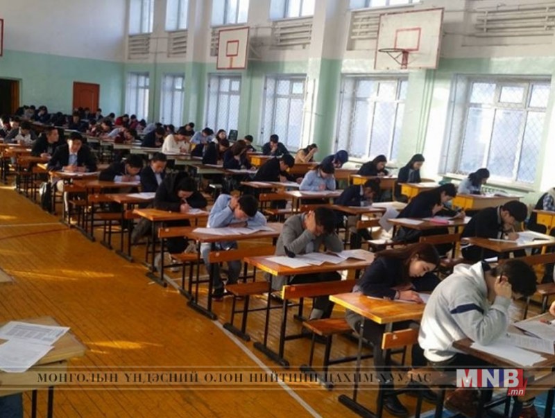 Төгсөгчдийн дийлэнх нь математик, англи хэлний хичээлээр ЭЕШ өгнө