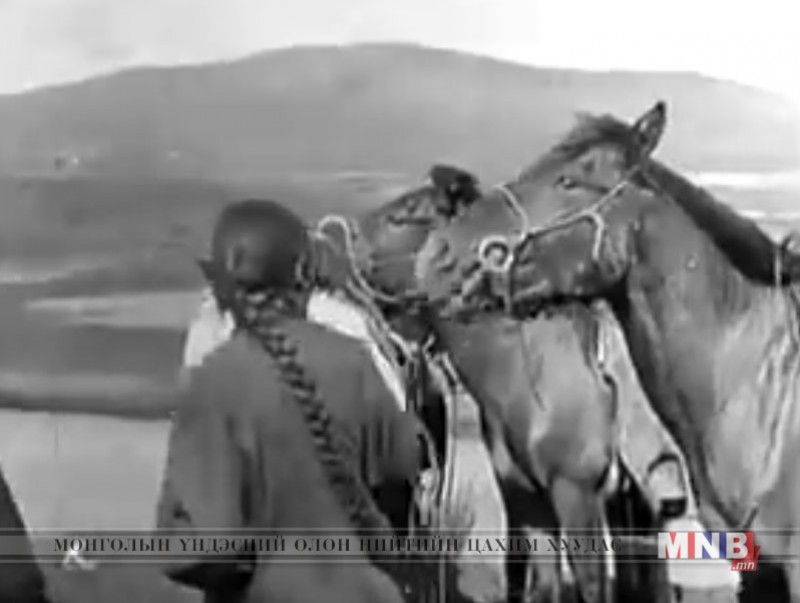 1913 оны үеийн Монголчуудыг харуулсан түүхэн ховор бичлэг