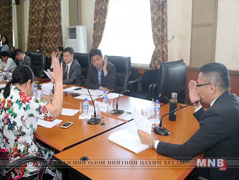 “Нийслэлийн эрүүл мэндийн салбарыг хөгжүүлэх дэд хөтөлбөр”-ийг баталлаа