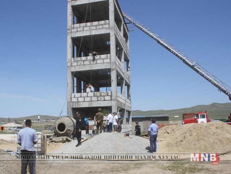 Албаны зүгээс 10 сая төгрөгийн дэмжлэг үзүүлэхээр боллоо