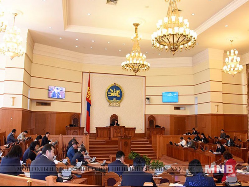 Эрүүл мэндийн даатгалын үндэсний зөвлөлийг байгуулах тухай” УИХ-ын тогтоолын төслийг хэлэлцлээ