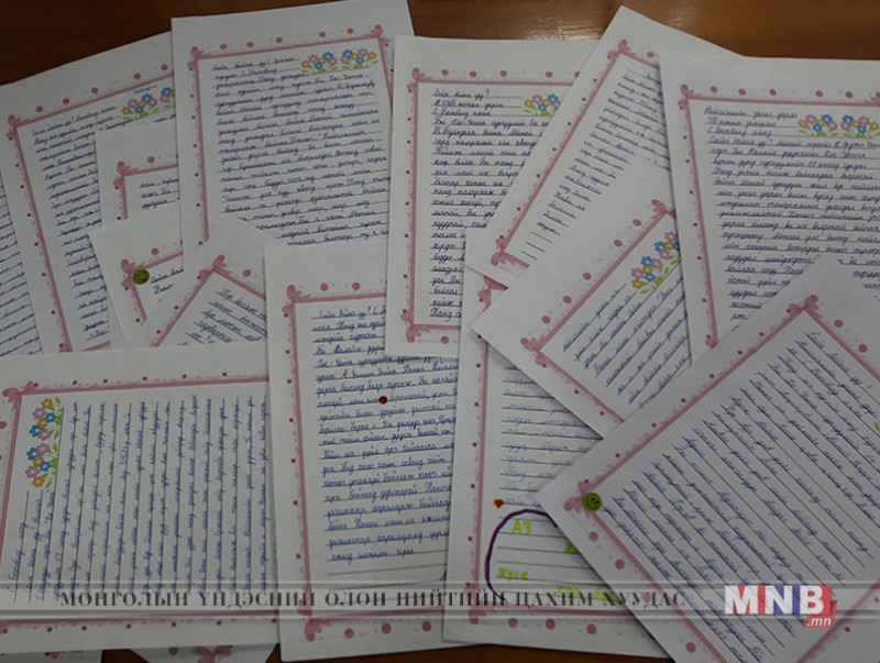 Хүүхдүүд хотын даргад захидал ирүүлжээ