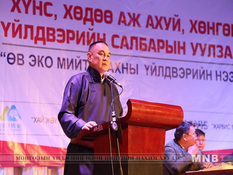 П.Сэргэлэн сайд "Мах маркет"-ийн үйл ажиллагаатай танилцана