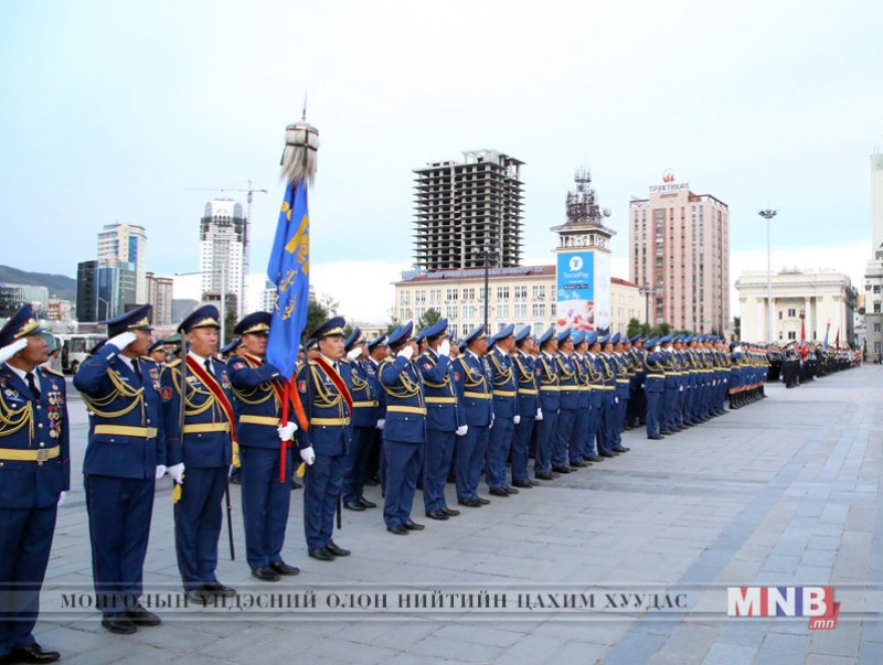 Чингисийн талбайд "Шөнийн парад" боллоо