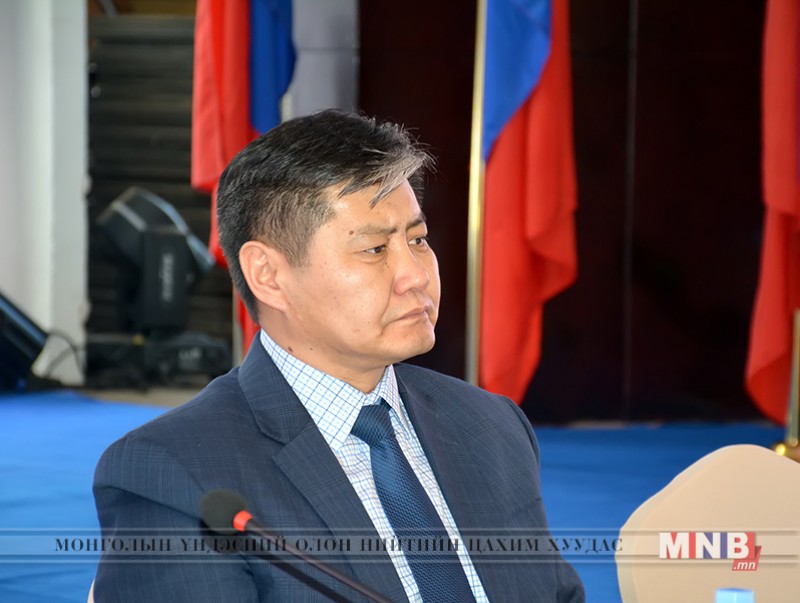 Франц Улсад ажлын айлчлал хийж байна