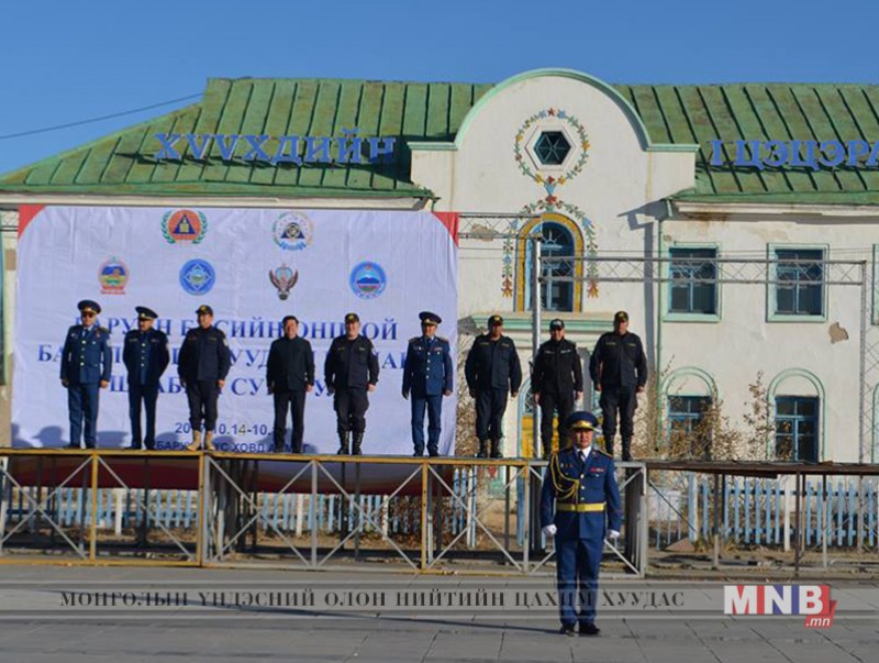 “Команд штабын” сургуульд баруун бүсийн офицер бүрэлдэхүүн хамрагдлаа