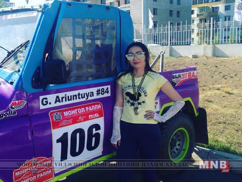 Монгол бүсгүй "China rally"-д өнгөлжээ