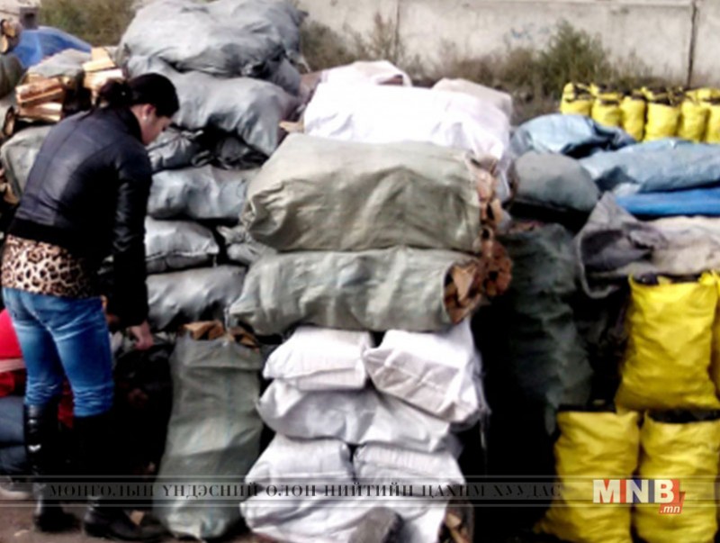Шуудай мод 3500, нүүрс 2500-3500 төгрөгийн үнэтэй байна