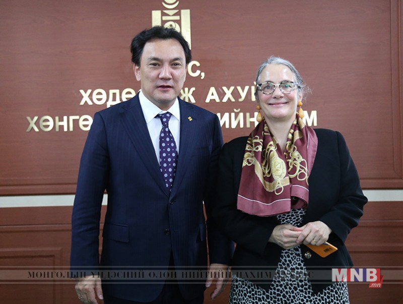 Малын үүлдэр угсааг сайжруулах, бүртгэлжүүлэхэд хамтран ажиллах санал тавилаа