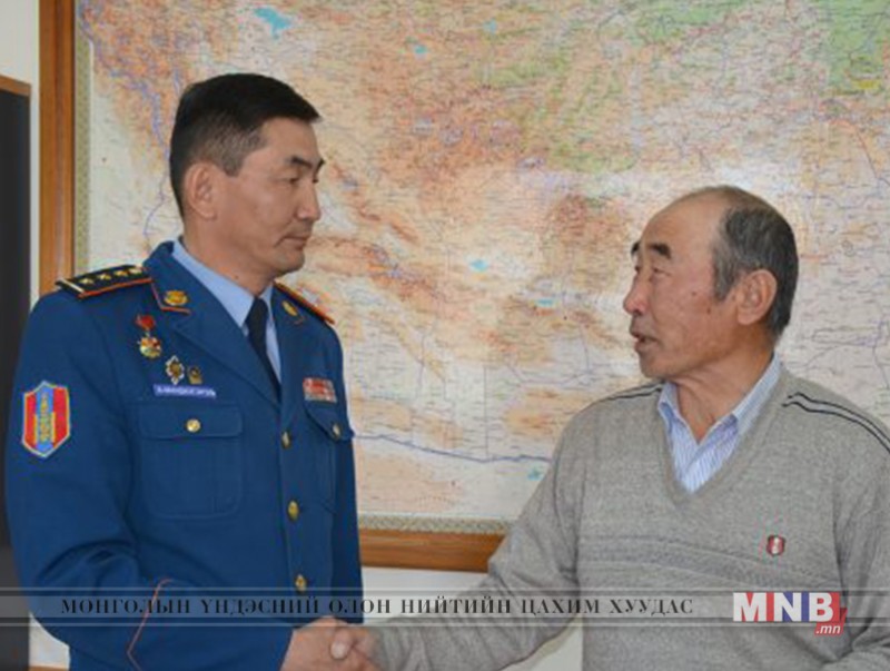 Осолдсон уулчдын ар гэрийнхэн ОБЕГ-т талархал илэрхийллээ