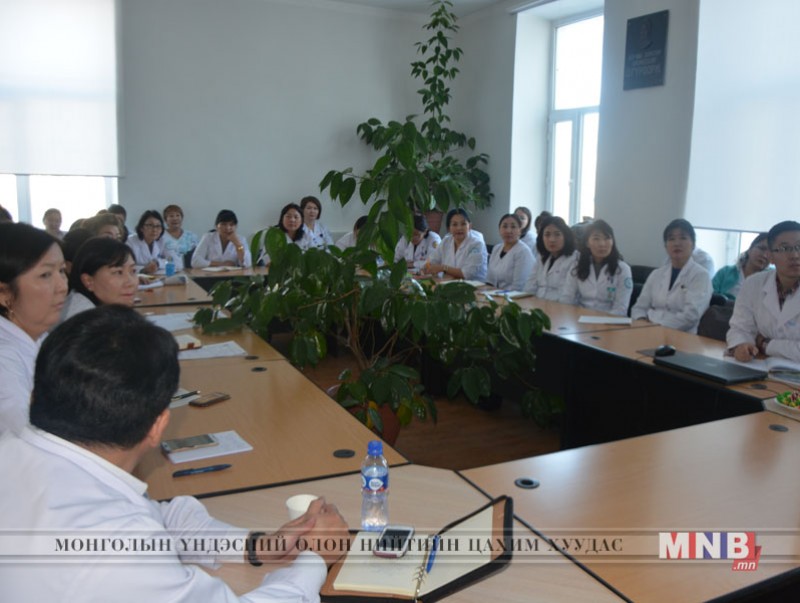 Сэтгэцийн эрүүл мэндийн үндэсний төвийнхөнд сургалт хийлээ