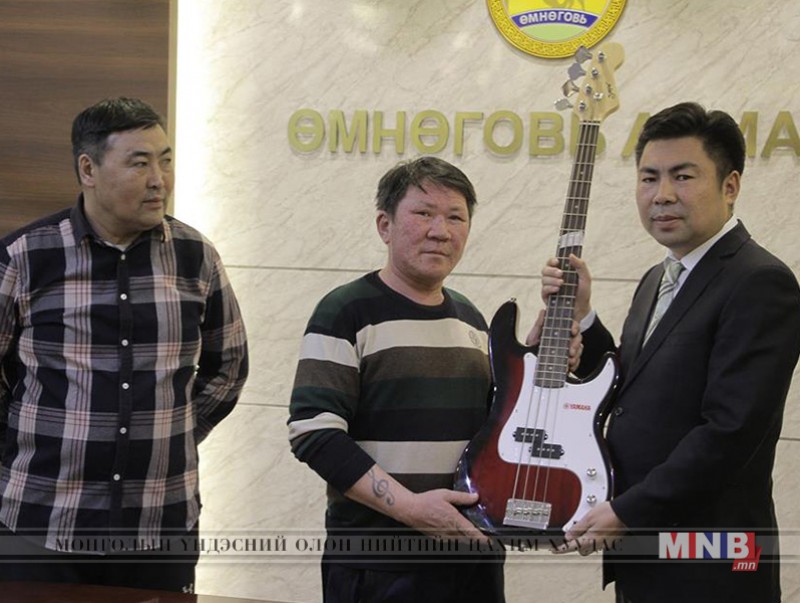 Сумдын соёлын төвд орчин үеийн техник хэрэгсэл өгчээ