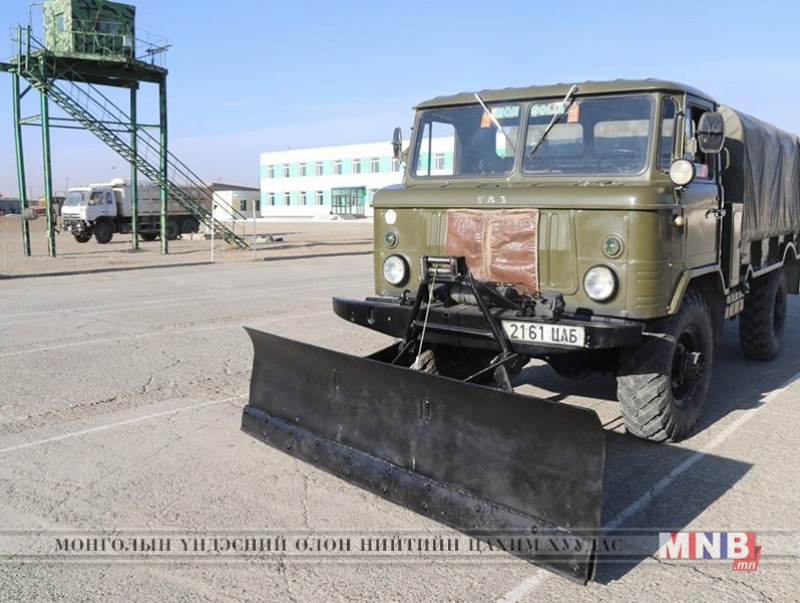 Зэвсэгт хүчний 339-р анги цас цэвэрлэх төхөөрөмж хийжээ