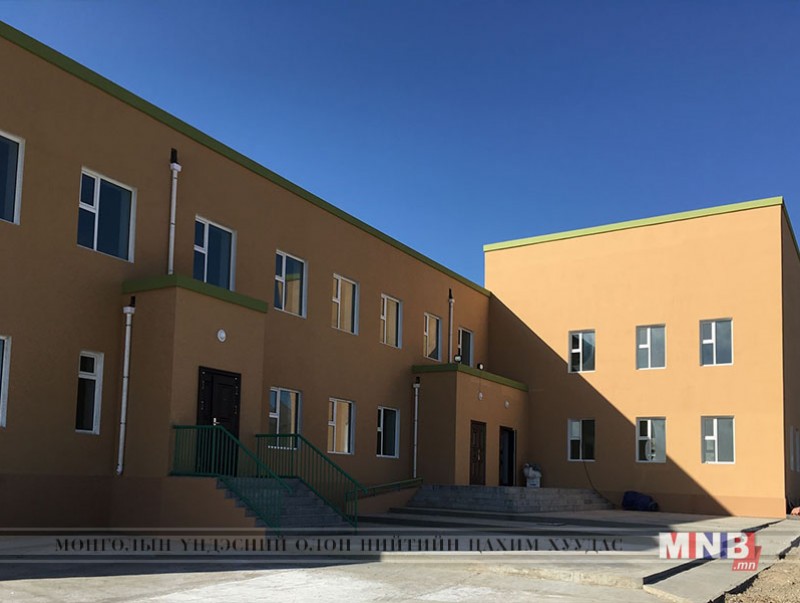 Говь-Алтай аймгийн Бугат суманд 320 хүүхдийн багтаамжтай байр үүдээ нээлээ