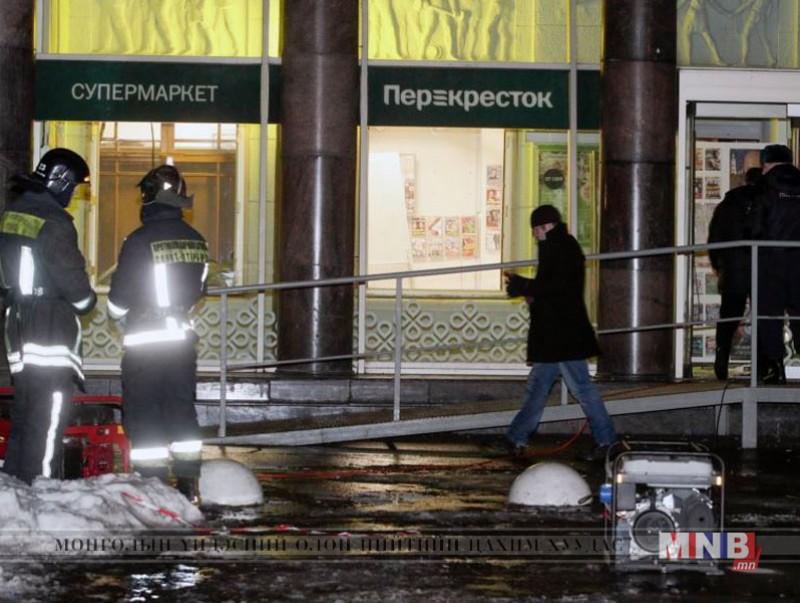 Санктпетербург хотын супермаркетад дэлбэрэлт болж 10 хүн гэмтэж бэртжээ