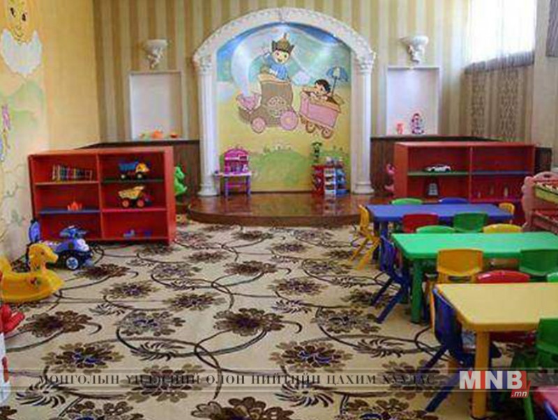 Бараг тоглоомгүй гэж хэлж болохоор цэцэрлэг ажиллаж байна