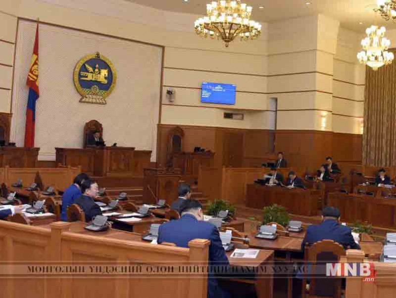 Хуулийн шинэчилсэн найруулгын төслийн үзэл баримтлалыг хэлэлцэх эсэх асуудлыг хэлэлцэж эхэллээ