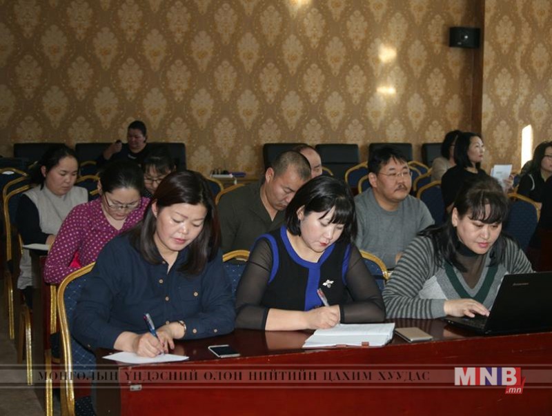 Багш нарын зөвлөгөөнөөр хэлэлцсэн асуудлыг бодит ажил, хэрэг болгоно