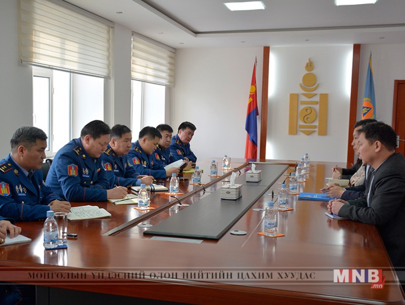 Олон нийтийн дэд зөвлөл ажиллаж эхэллээ