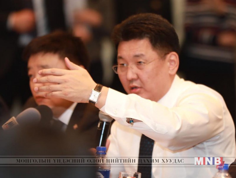 У.Хүрэлсүх: 2019 оны дөрөвдүгээр сараас Улаанбаатарт түүхий нүүрс оруулахгүй ...