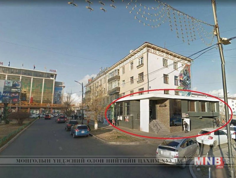 Орон сууцны доор зөвшөөрөлгүй өргөтгөл барин пабын үйл ажиллагаа явуулж байсныг буулгалаа