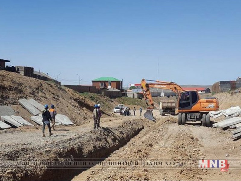 Газар шорооны ажил гүйцэтгэж байгаа ажилчид, инженерийн техникийн ажилтнуудад шалгалт хийв