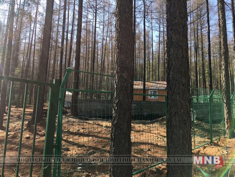 Зөвшөөрөлгүйгээр газар эзэмшсэн тул торгож, албан даалгавар хүргүүллээ